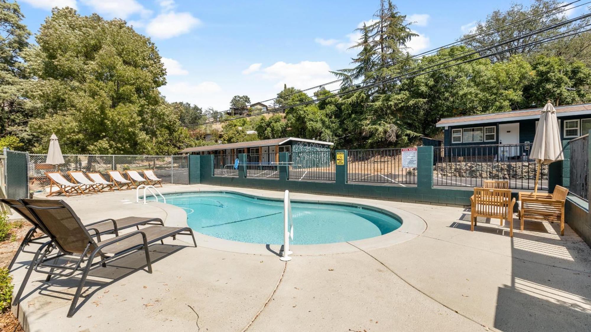 The Heather Sequoia Motel Rm 4 Three Rivers Esterno foto